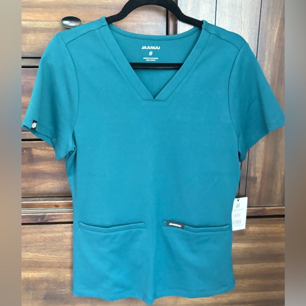 Jaanuu Small midnight green scrub set